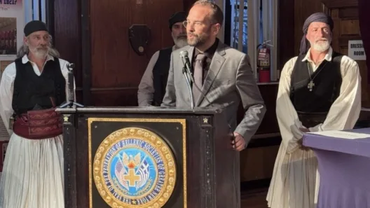 Στη Νέα Υόρκη ο περιφερειάρχης Νεκτάριος Φαρμάκης ΦΩΤΟ