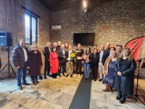 Απονομή υποτροφιών Δήμου Αιγιάλειας στη μνήμη Καλογερόπουλου ΦΩΤΟ