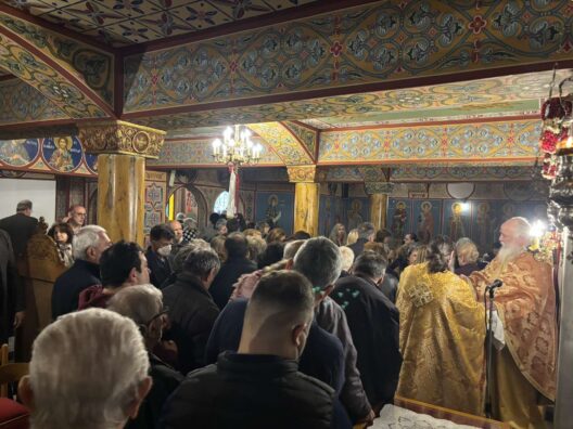 Η Λαμπροτρίτη στην Πάτρα από την τοπική Εκκλησία ΦΩΤΟ