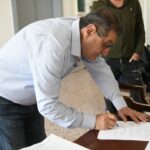 Πάτρα: Υπογραφή Πελετίδη για την κατασκευή και επισκευή πεζοδρομίων