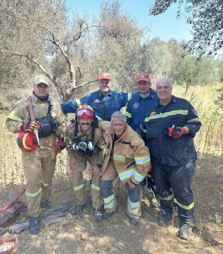 Αχαΐα: Ολλανδός εθελοντής Πυροσβέστης παράδειγμα προσφοράς...σε ξένο τόπο ΦΩΤΟ