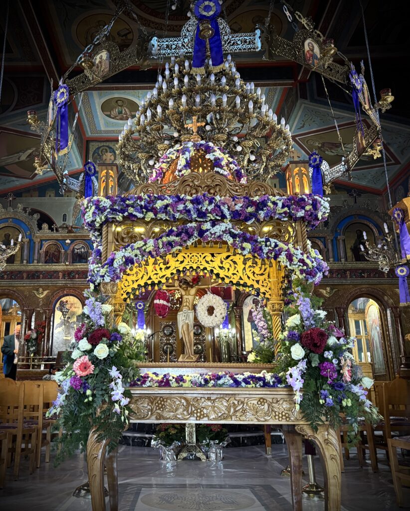 Ο Επιτάφιος του Ιερού Ναού Αγίου Γεωργίου Ιτεών ΦΩΤΟ