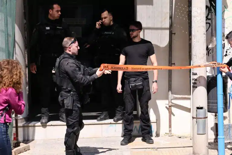 Πάτρα: Συνελήφθη ο δράστης των πυροβολισμών στην Αθήνα ΦΩΤΟ