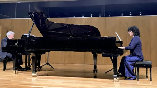 Ιακωβίδου και Frochot με «Ν. Σκαλκώτας-Ελληνικοί χοροί για δύο πιάνα», στο Ωδείο Πατρών