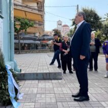 H Δημοτική Αρχή τίμησε τους αγωνιστές της 21ης Απρίλη στα στα ΔΣ και Δροσιάς ΦΩΤΟ