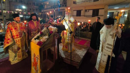 Αίγιο: Η Ανάσταση στην Φανερωμένη με δύο Μητροπολίτες ΦΩΤΟ