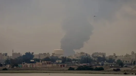 Συναγερμός στο Άμπου Ντάμπι: 12 τραυματίες μετά από αναχαίτιση ιρανικής επίθεσης