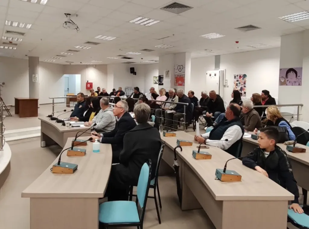 Ερύμανθος: Συνάντηση Μπαρή με Πολιτιστικούς Συλλόγους - Υποστήριξη ανθρώπων της δημιουργίας