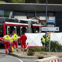 Αυστρία: Λεωφορείο μπούκαρε σε σούπερ μάρκετ - Ένας νεκρός και 7 τραυματίες