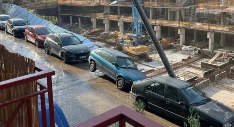 ΒΙΝΤΕΟ από τη στιγμή που αυτοκίνητο πέφτει στο κενό στη Θεσσαλονίκη