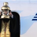 Άγιο Φως 2026: Τι ώρα φτάνει Ελλάδα και πώς θα διανεμηθεί