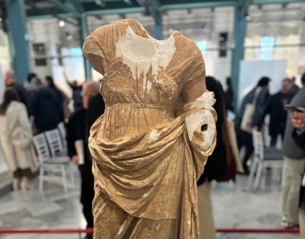 Αίγιο: Σπουδαίο άγαλμα του Ερμή ζητείται να «επαναπατριστεί» στο Αρχαιολογικό Μουσείο ΦΩΤΟ