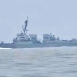 Στενά Ορμούζ - Ιράν προς Αμερικανικό αντιτορπιλικό: «Αλλάξτε πορεία, θα ανοίξουμε πυρ» ΒΙΝΤΕΟ