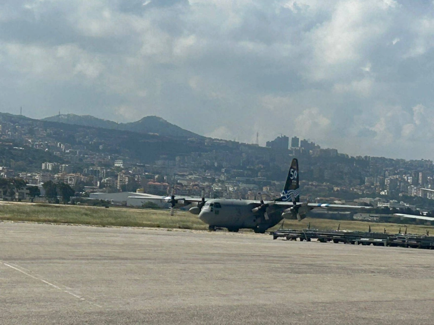 Ανθρωπιστική βοήθεια από την Ελλάδα στο Λίβανο με αεροσκάφος της Πολεμικής Αεροπορίας ΦΩΤΟ ΒΙΝΤΕΟ