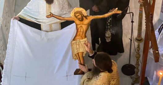 Πάρτα: Η Ακολουθία της Αποκαθήλωσης στον Μητροπολιτικό Ναό της Ευαγγελίστριας ΑΠΕΥΘΕΙΑΣ