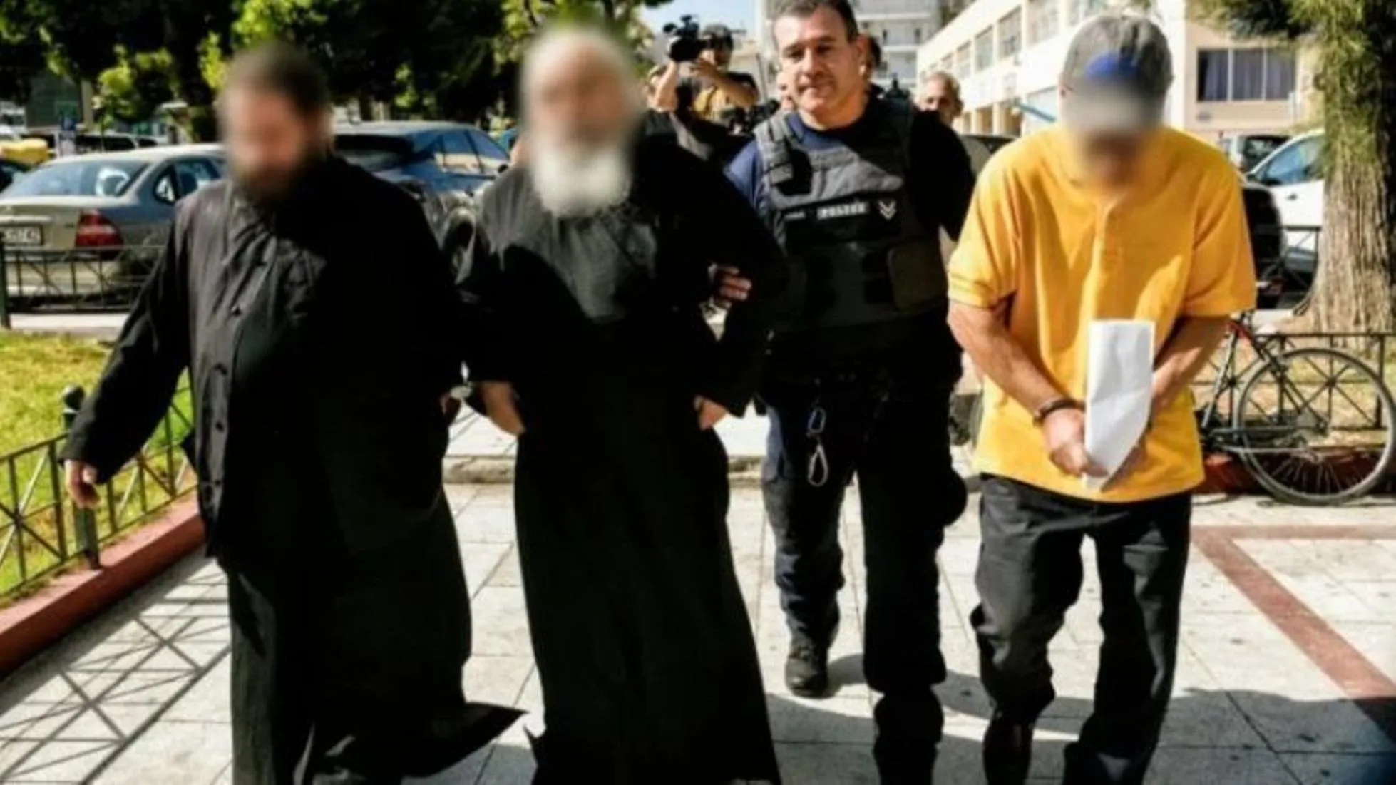 Μέγα Σπήλαιο: Η δικαιοσύνη για Ηγούμενο και Μοναχό στην υπόθεση αρχαιοκαπηλίας
