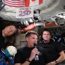 ΑΠΕΥΘΕΙΑΣ η επιστροφή στη γη των αστροναυτών του «Artemis II» - Η προσθαλάσσωση με τα 11 αλεξίπτωτα