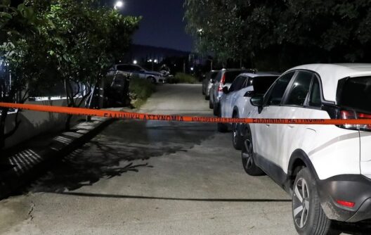 Νεκρός Παιανία: Το ιδιόχειρο σημείωμα του άνδρα που βρέθηκε δεμένος στον λαιμό ΦΩΤΟ