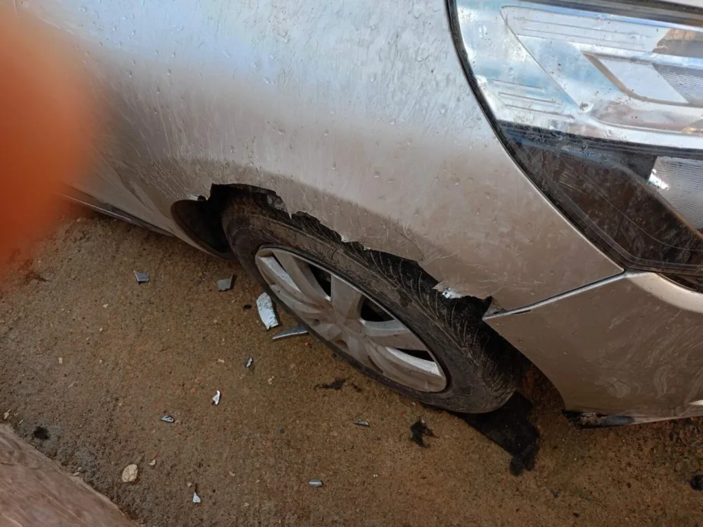 Σκύλος επιτέθηκε σε αυτοκίνητο και το «έφαγε»! ΦΩΤΟ 26 Σκύλος επιτέθηκε σε αυτοκίνητο και το «έφαγε»! ΦΩΤΟ