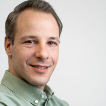 «Οι χαμηλοί μισθοί τροφοδοτούν την κρίση του Ασφαλιστικού»