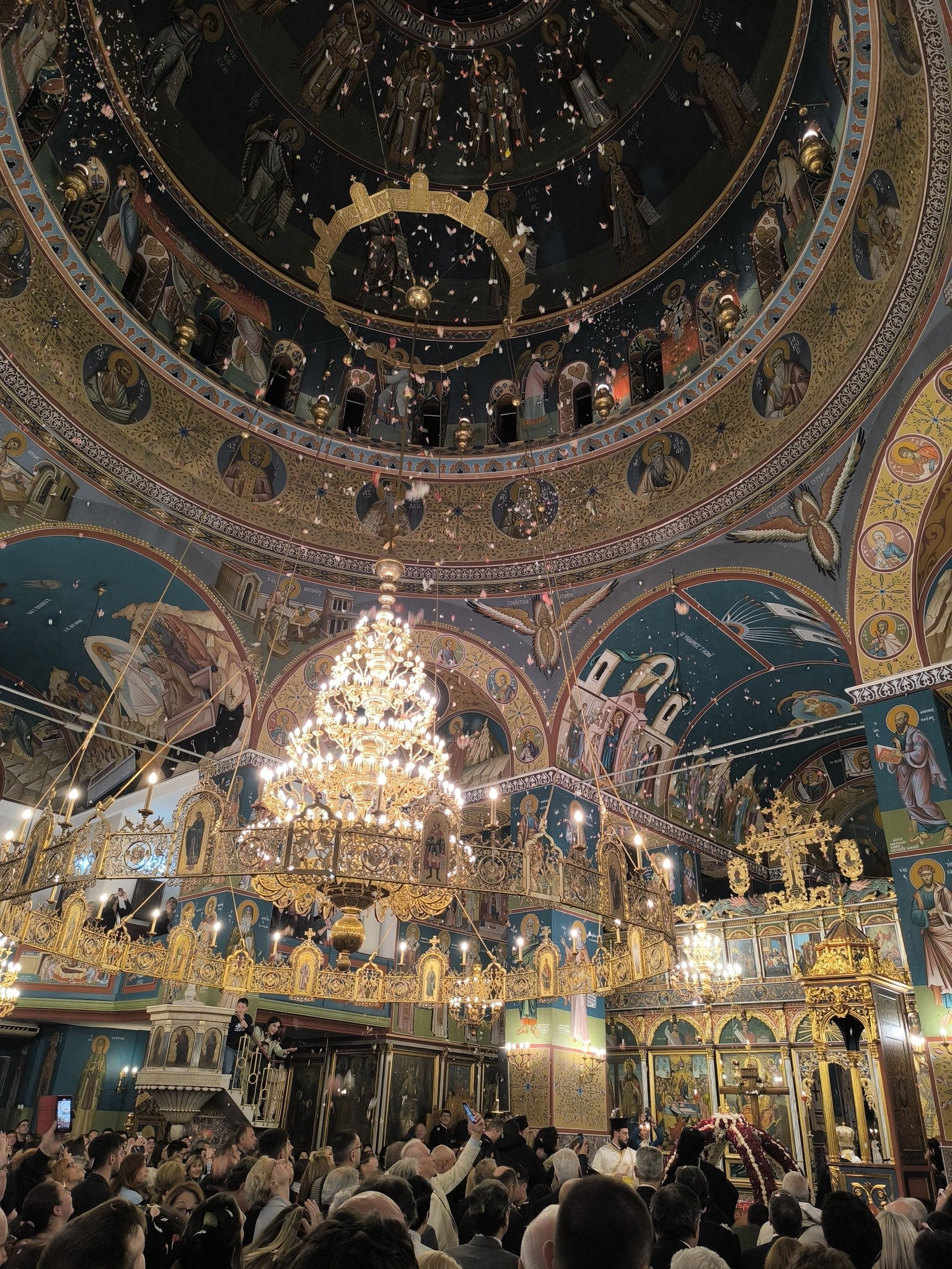 Η Ακολουθία του Επιταφίου Θρήνου στην Ιερά Μητρόπολη Καλαβρύτων και Αιγιαλείας ΦΩΤΟ