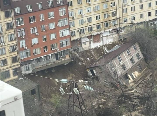 Ρωσία: Νεκροί και χιλιάδες εκτοπισμένοι από καταστροφικές πλημμύρες ΒΙΝΤΕΟ