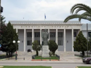 Κόρινθος: Πλημμύρισε το Δικαστικό Μέγαρο ΦΩΤΟ ΒΙΝΤΕΟ