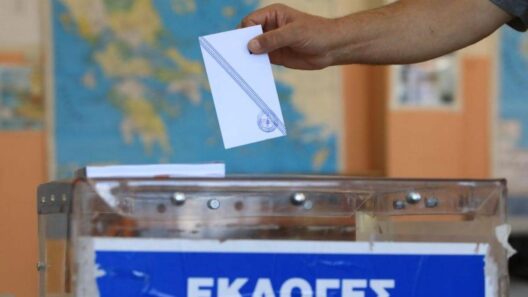 Νέα δημοσκόπηση: Οκτακομματική βουλή - Ποιο κόμμα κόβεται στο όριο