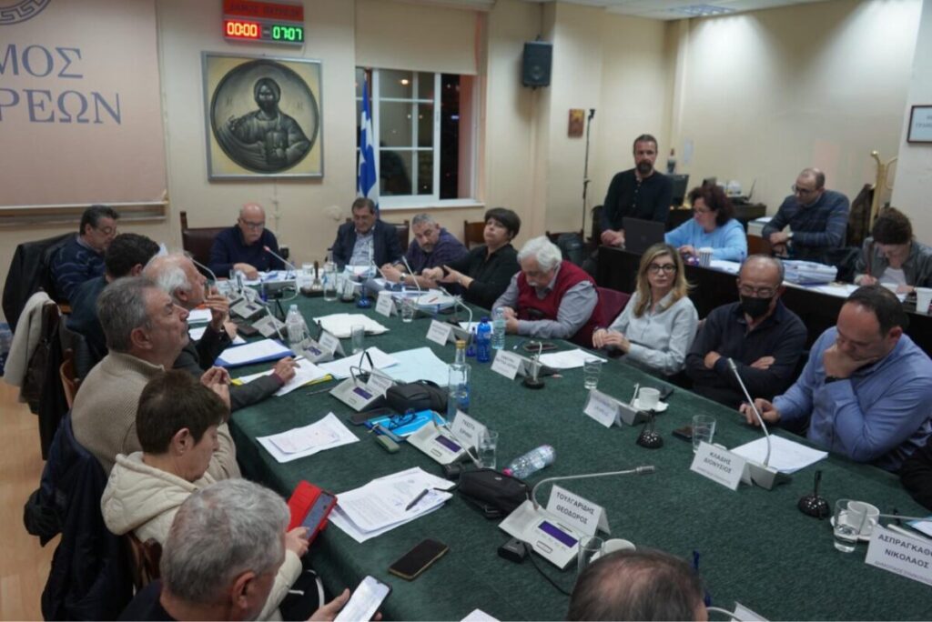 Πάτρα - ΑΠΕΥΘΕΙΑΣ: Η συνεδρίαση του Δημοτικού Συμβουλίου για εκλογή Προεδρείου και Δημοτικής Επιτροπής