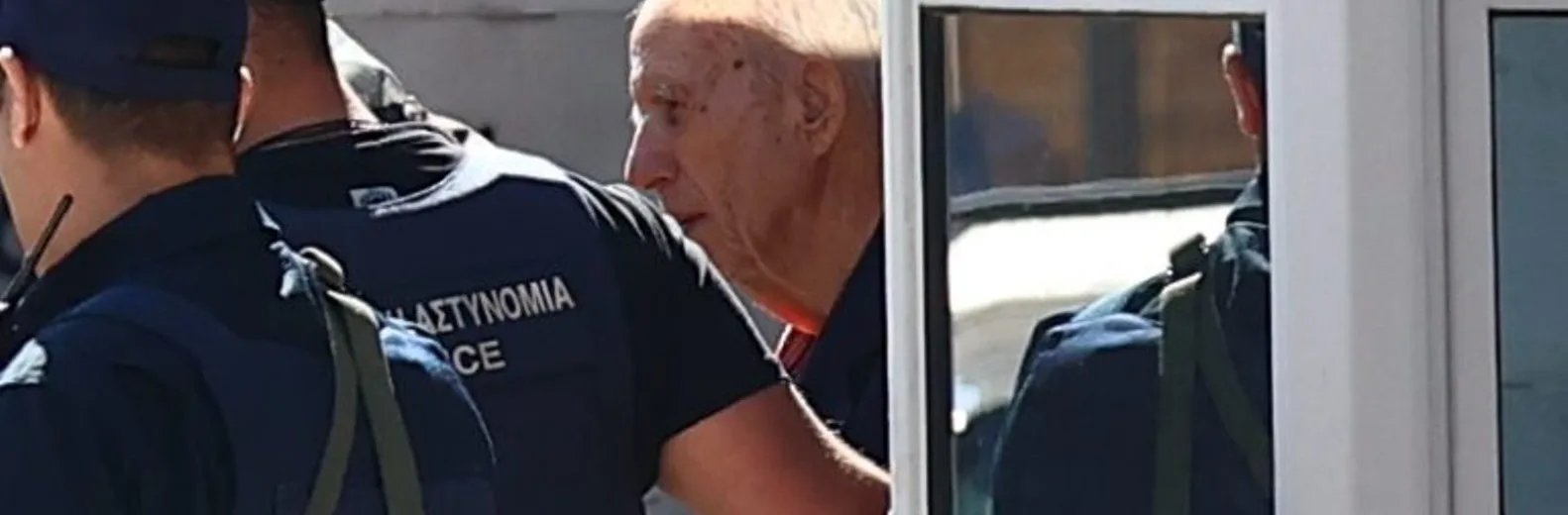 Βαρύτατες διώξεις στον 89χρονος για τις επιθέσεις σε ΕΦΚΑ και Εφετείο: «Προτιμώ τη φυλακή από το γηροκομείο»