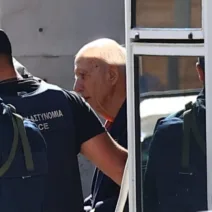 Βαρύτατες διώξεις στον 89χρονος για τις επιθέσεις σε ΕΦΚΑ και Εφετείο: «Προτιμώ τη φυλακή από το γηροκομείο»