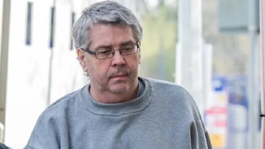 Κατέψυξε τη νεκρή μητέρα του για να παίρνει τη σύνταξη!