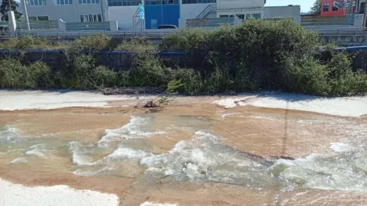 σπιράλ προς ΔΕΥΑΠ: «Ώρα για άμεσες λύσεις - Προβληματισμός για τη διαρροή λυμάτων στον Γλαύκο και τις καθυστερήσεις συνδέσεων στον Βιολογικό» ΦΩΤΟ