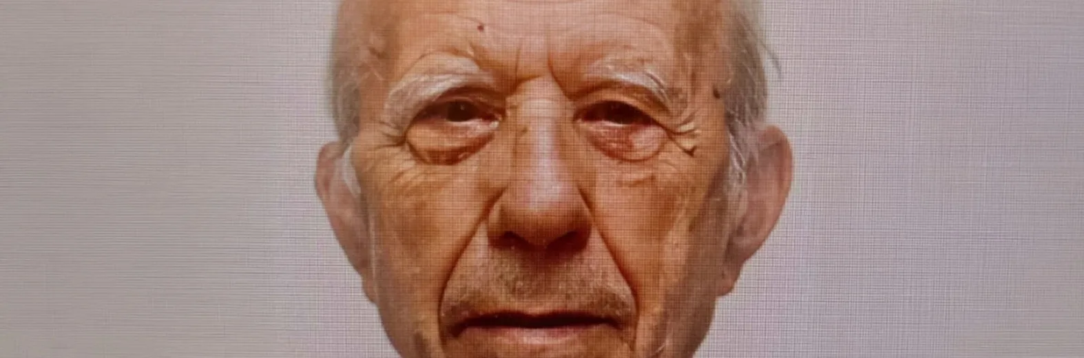 Πάτρα: Φωτογραφία ντοκουμέντο από τη σύλληψη του 89χρονου στο ξενοδοχείο