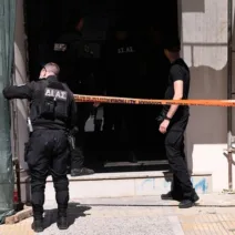 Ένοπλο «μπαράζ» επιθέσεων στην Αθήνα: 89χρονος πυροβόλησε σε ΕΦΚΑ και Εφετείο - Τέσσερις τραυματίες ΦΩΤΟ