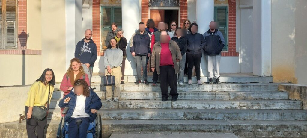 Πάτρα: Το ΚΔΑΠΑμεΑ «Αμπετ Χασμάν» στην έκθεση παραδοσιακής φορεσίας Πλακίδα ΦΩΤΟ