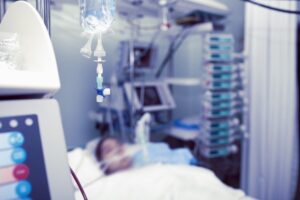 Τρίκαλα: Διασωληνωμένος φοιτητής του ΑΠΘ με μηνιγγίτιδα