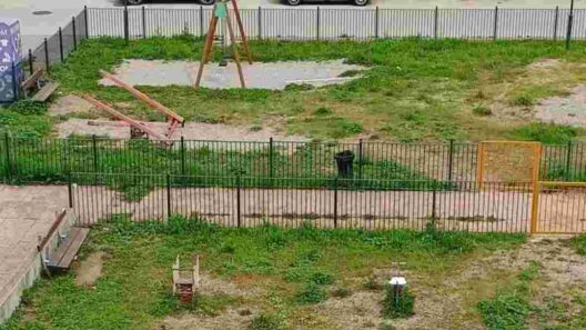 Παραλία Πατρών: Εσπασαν κούνιες Παιδικής Χαράς σε έργο που έμεινε στα λόγια ΦΩΤΟ