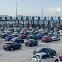 Κορίνθου - Πατρών: Συνεχίζεται η έξοδος του Πάσχα - Πού καταγράφονται καθυστερήσεις ΒΙΝΤΕΟ 18 Κορίνθου - Πατρών: Συνεχίζεται η έξοδος του Πάσχα - Πού καταγράφονται καθυστερήσεις ΒΙΝΤΕΟ