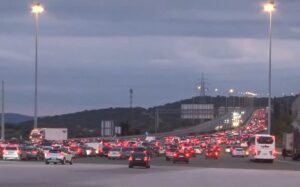 Πατρών-Αθηνών: Μαζική η έξοδος των εκδρομέων του Πάσχα - Πόσοι πέρασαν...διόδια - Εκτακτα μέτρα της Τροχαίας