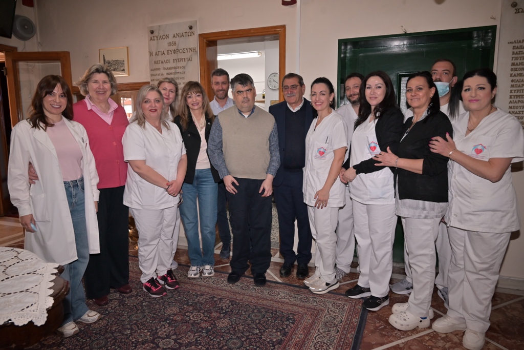 Πάτρα: Ιδρύματα της πόλης επισκέφθηκαν Πελετίδης και Σαμούρη ΦΩΤΟ