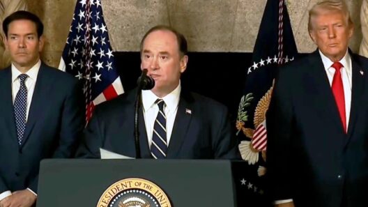 ΗΠΑ: Το παρασκήνιο πίσω από την καρατόμηση του υπουργού Ναυτικού