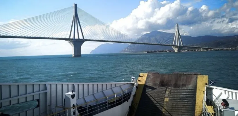 Ρίο-Αντίρριο: Κανονικά τα δρομολόγια των φερι μποτ στο Πορθμείο