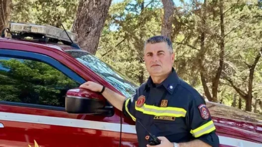 Αχαΐα: Με μέσα 35 ετών η κατάσβεση των πυρκαγιών - Αποκαλυπτικός ο πρόεδρος των Πυροσβεστών Β. Φερτάκης στο Patrapress.gr