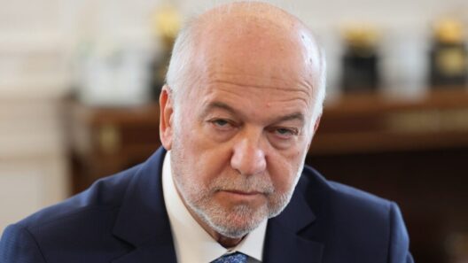 Φλωρίδης: «Φαινόμενα παράκρουσης» από την Κωνσταντοπούλου, έστειλε την πρόεδρο του Δικαστηρίου στο νοσοκομείο