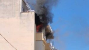 Πάτρα: Νεκρή η μητέρα γνωστού πολιτικού μετά από φωτιά σε διαμέρισμα - «Φρικτός θάνατος» ΒΙΝΤΕΟ-ΦΩΤΟ 25 Πάτρα: Νεκρή η μητέρα γνωστού πολιτικού μετά από φωτιά σε διαμέρισμα - «Φρικτός θάνατος» ΒΙΝΤΕΟ-ΦΩΤΟ