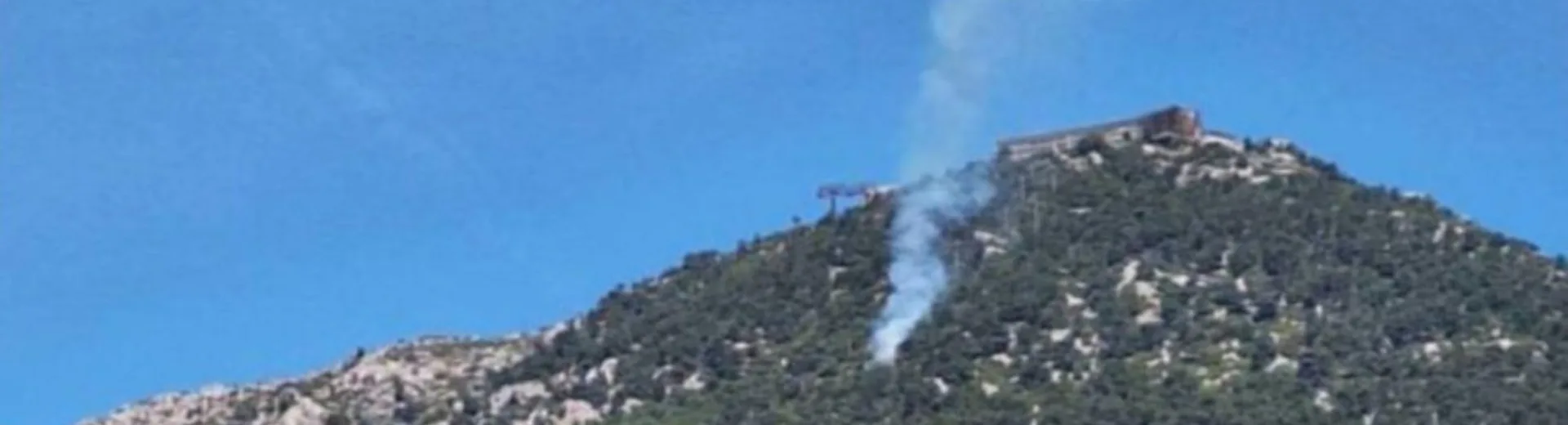 Πυρκαγιά στην Πάρνηθα, κλειστός ο δρόμος από το τελεφερίκ ΝΕΟΤΕΡΑ