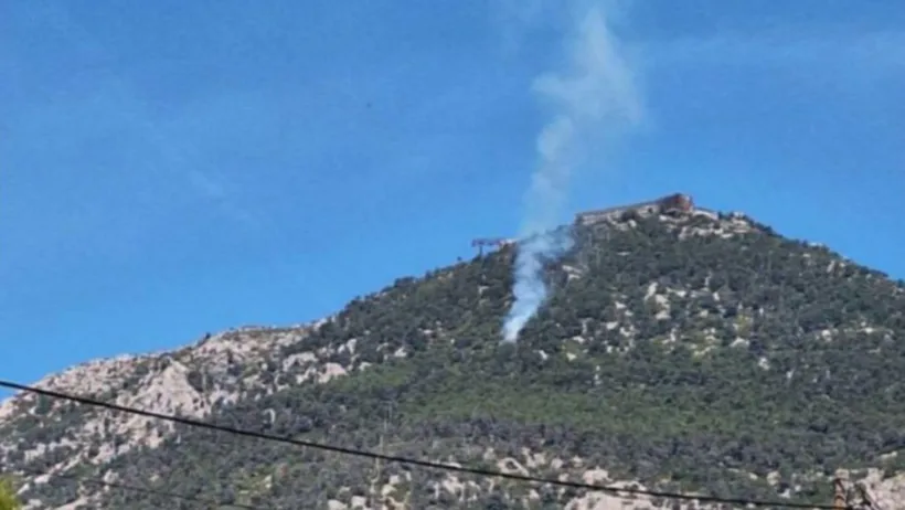 Πυρκαγιά στην Πάρνηθα, κλειστός ο δρόμος από το τελεφερίκ ΝΕΟΤΕΡΑ