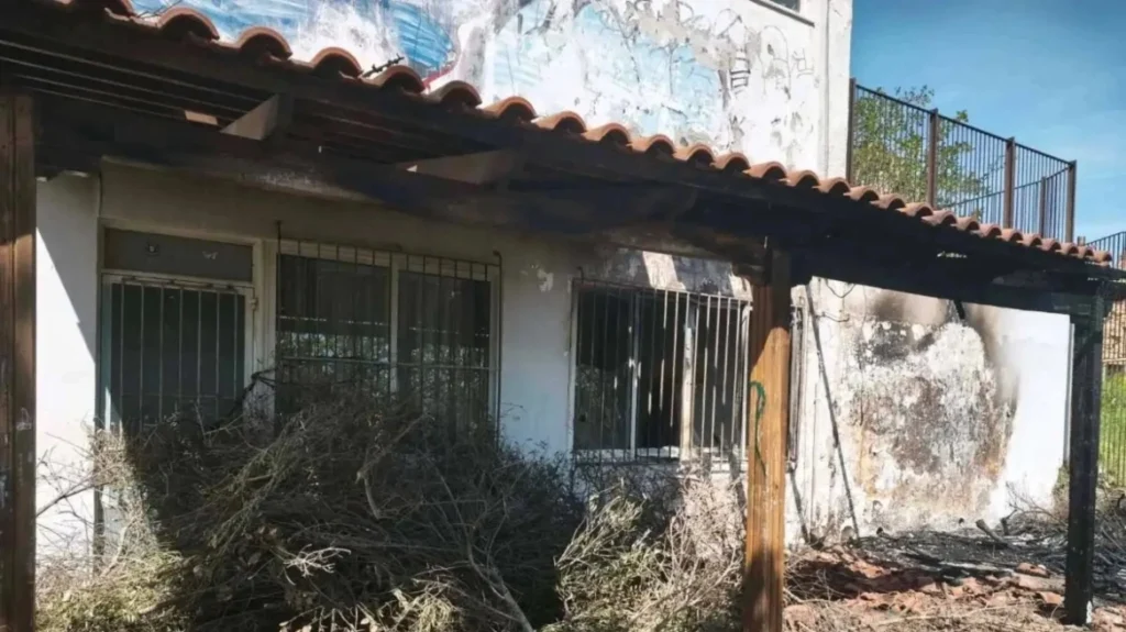 Αντί για τον Ιούδα παραλίγο να κάψουν… σχολείο στα Χανιά ΦΩΤΟ 25 Αντί για τον Ιούδα παραλίγο να κάψουν… σχολείο στα Χανιά ΦΩΤΟ