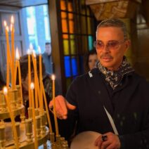 Πάσχα για τον Λάκη Γαβαλά με γνωστό μοντέλο στη Ναύπακτο ΦΩΤΟ - ΒΙΝΤΕΟ